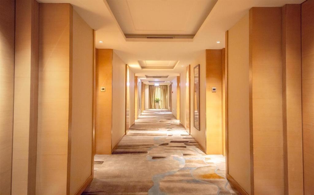 Yueyang Grand Skylight Hotel Exteriör bild