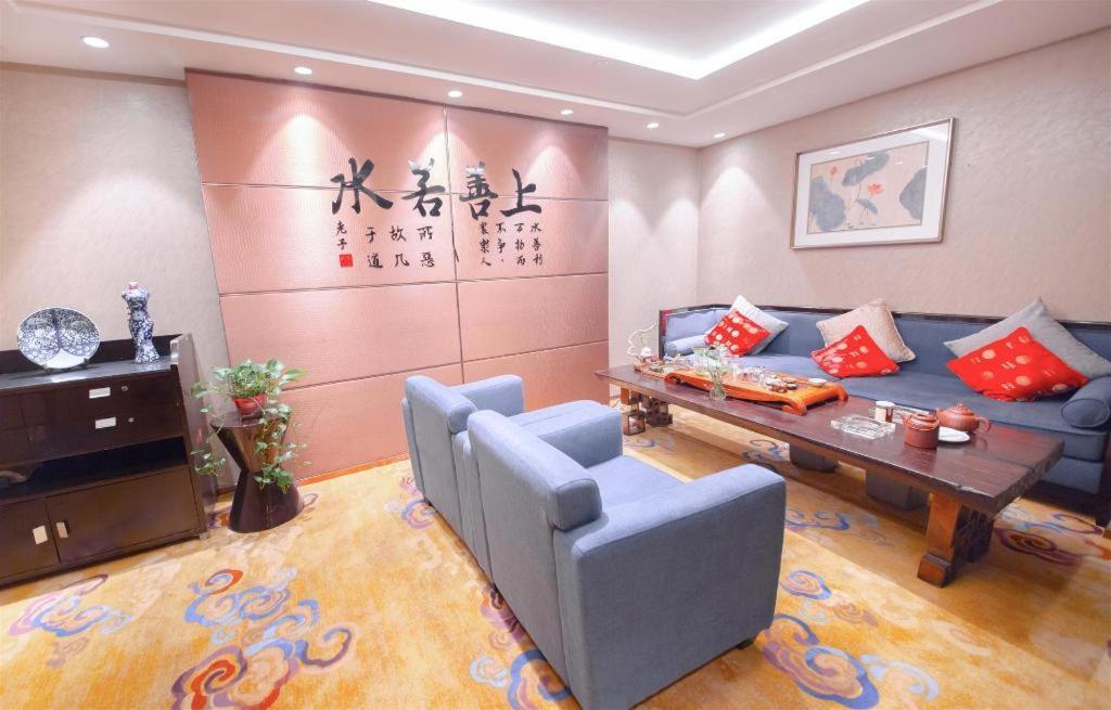 Yueyang Grand Skylight Hotel Exteriör bild