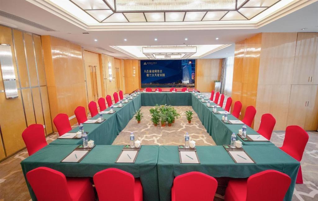 Yueyang Grand Skylight Hotel Exteriör bild